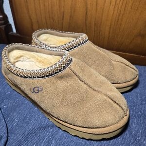 UGG Tasman Slippers Size 10